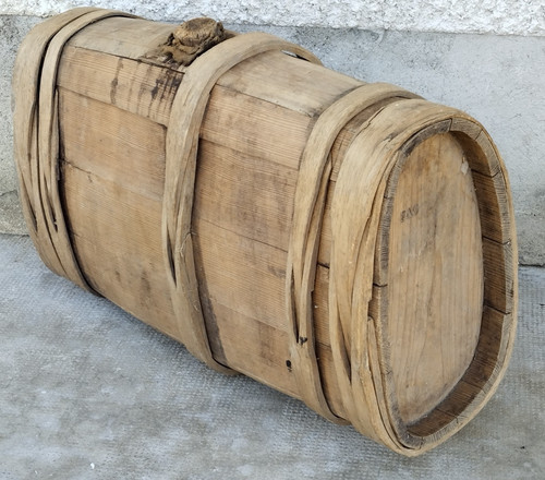 Ancien tonneau barrel - ancien,