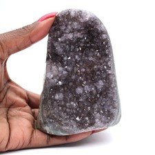 Améthyste Naturelle : Géode Brésilienne aux Cristaux Intenses 440gr 100mm