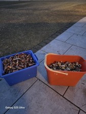 Pièces Diverses De Matériels