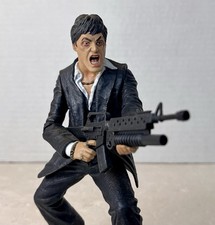Mezco Scarface The Fall Black Suit Edition 2005 COMPLETE