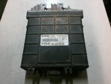 Calculateur moteur VOLKSWAGEN