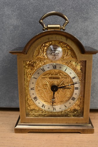 Ancien réveil pendule horloge - réveil,