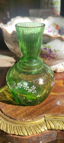 Ancien petit vase - , vert