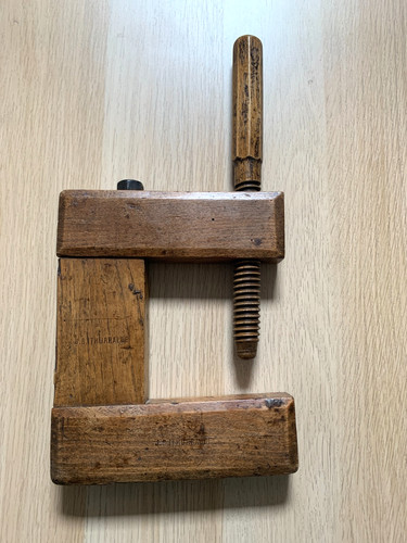 Presse outil ancien - outil,