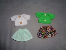 vêtement poupées 20 cm convient à mini corolline (lot de 2 tenues) jupe et gilet