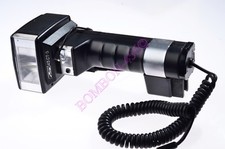 METZ 45 CT-5 FLASH, BRACE, SYNC CORD, & QUANTUM PM-M CORD. TESTED-VG CONDITION.