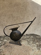 Arrosoir - Burette Stylisé ? Fer Martelé - 1950 ? Objet À Identifier