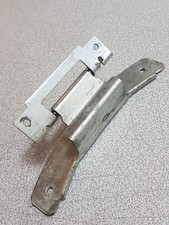 Charnière ouverture porte