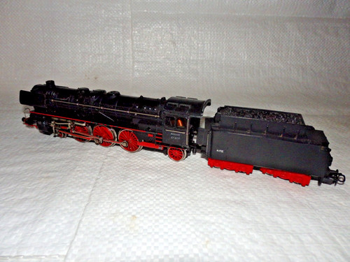 Train locomotive et - :, tender