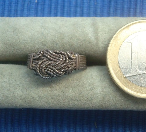 B36 bague jeune fille - jeune,