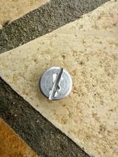 Vis Fixation Tronçonneuse