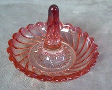 NICE BACCARAT CRYSTAL RING RING.