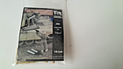 Maquette soldats 1 35 - ,