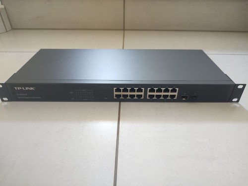 Switch gigabit ports - switch, 16