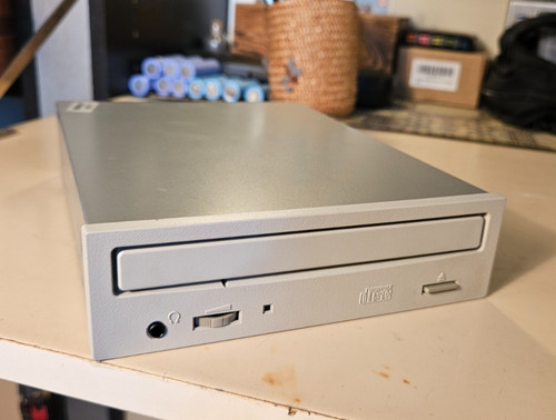 Lecteur rom vintage hitachi - lecteur,