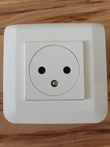 Prise retractable - prise,