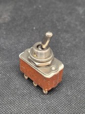 Ancien interrupteur bakélite