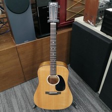 Guitare acoustique électrique