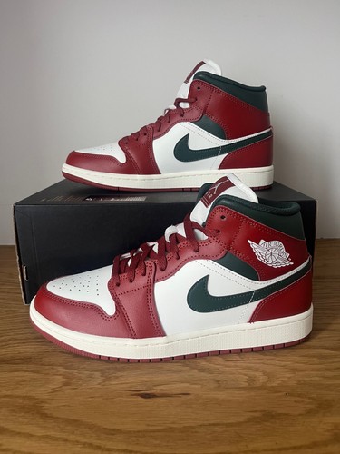 Baskets nike air jordan mid - air,