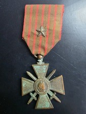 Médaille Militaire . Croix de