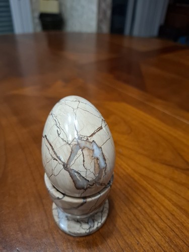 œuf socle pierre d - socle, en