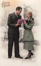 CP GOOD YEAR MEN'S TIE OFFERING ROSES WOMAN BLONDE COAT FUR COLLAR