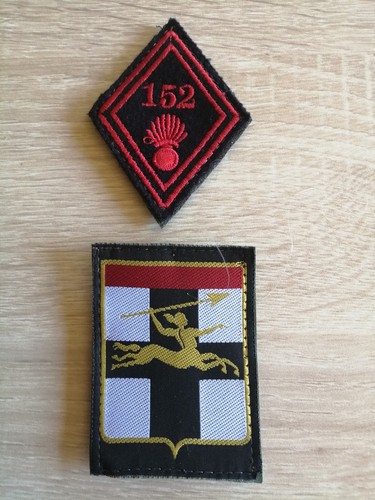 Insignes 152 e - e, régiment