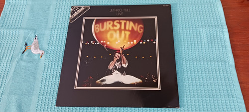 Jethro tull live bursting out - bursting,