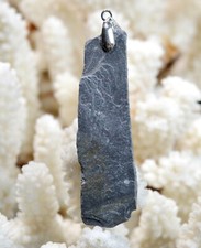 Ardoise bleue 66 carats - pendentif pierre naturelle - Nozay, France // CN23