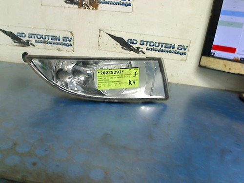 Anti brouillard avant droit - anti,