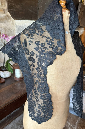 Dentelle ancienne mantille - dentelle,