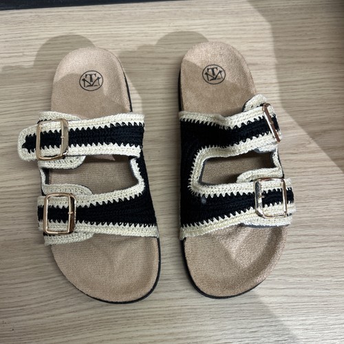 Sandales