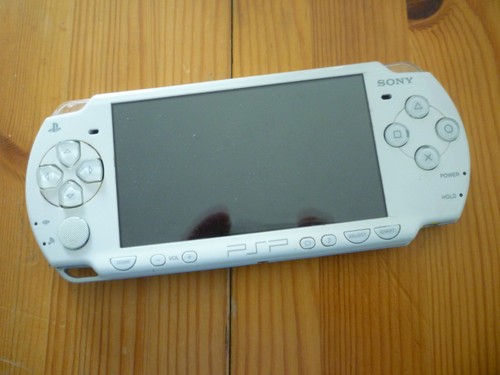 Sony psp blanche pour pieces - psp,