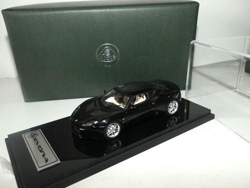Lotus evora noir - lotus, 1:43