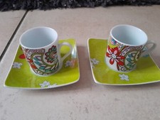 LOT DE 2 TASSES ET