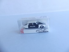 48011 / BUSCH 1:87 / VOITURE