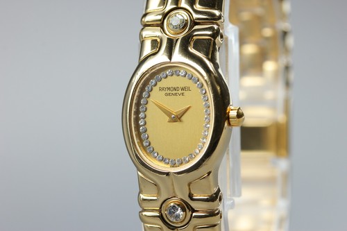 Montre quartz pour femme - à,