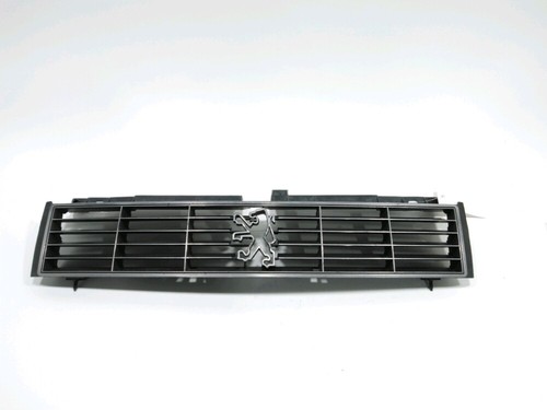 Calandre peugeot 305 fourgon - 305,