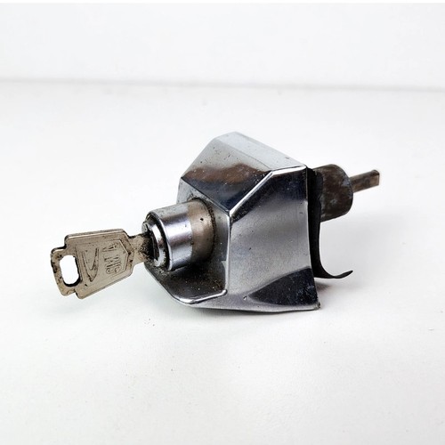 Serrure coffre simca 1300 - coffre,