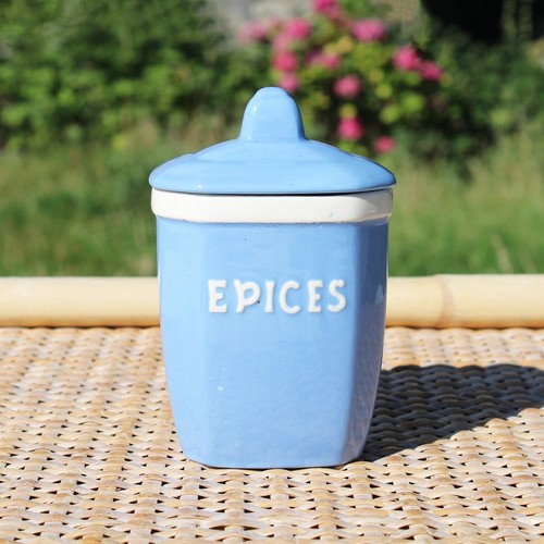 Petit pot épices - à, 11
