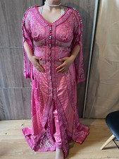 robe de fète marocaine véritable.