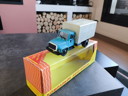Companion gaz 3307 - 1/43,