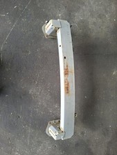 Renfort pare choc avant