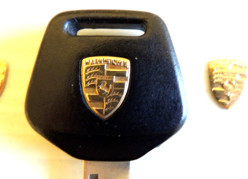 Ecusson porsche or 18carat - porsche, en