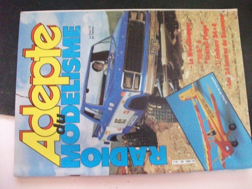 Adepte du radio modélisme - **,
