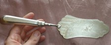 Pelle à tarte argent massif