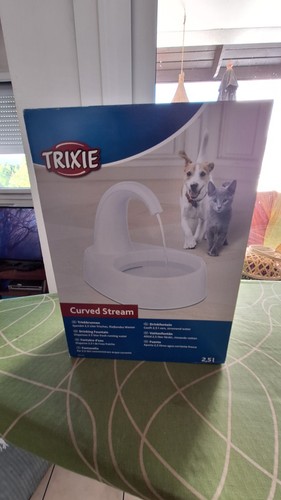 Fontaine eau pour animaux - fontaine, à