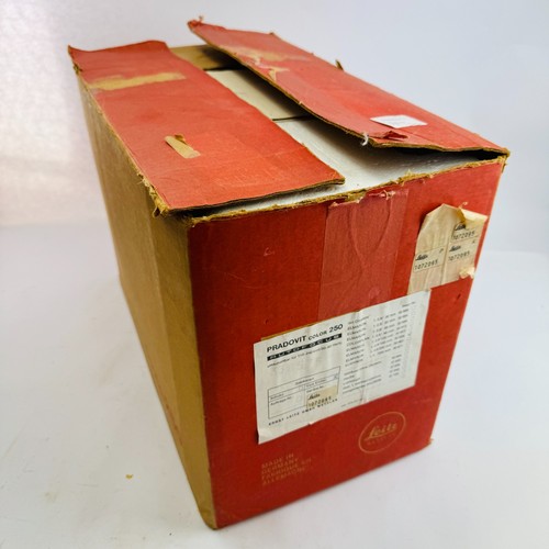 Pradovit color 250 projecteur - pradovit,