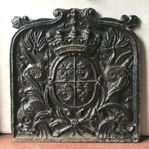 Plaque cheminée décor blason - décor,