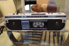 AKAI AJ-202FS Stereo Radio Cassette Recorder Tape Portable Boombox